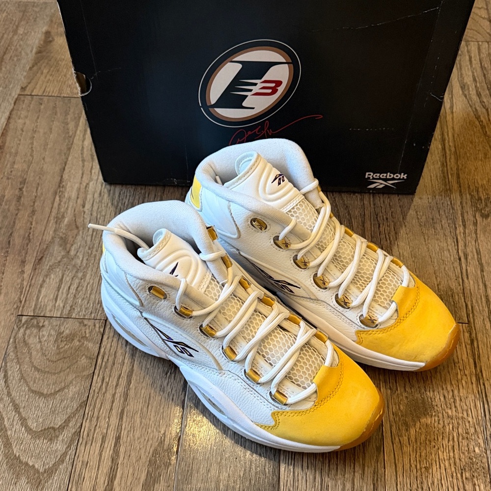 REEBOK Kobe Bryant Question Mid Basketball Shoe Sneaker Junior size 6 - Picture 2 of 11